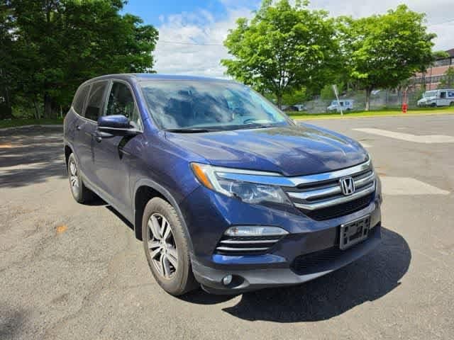 Thumbnail: 2017 Honda Pilot - 3