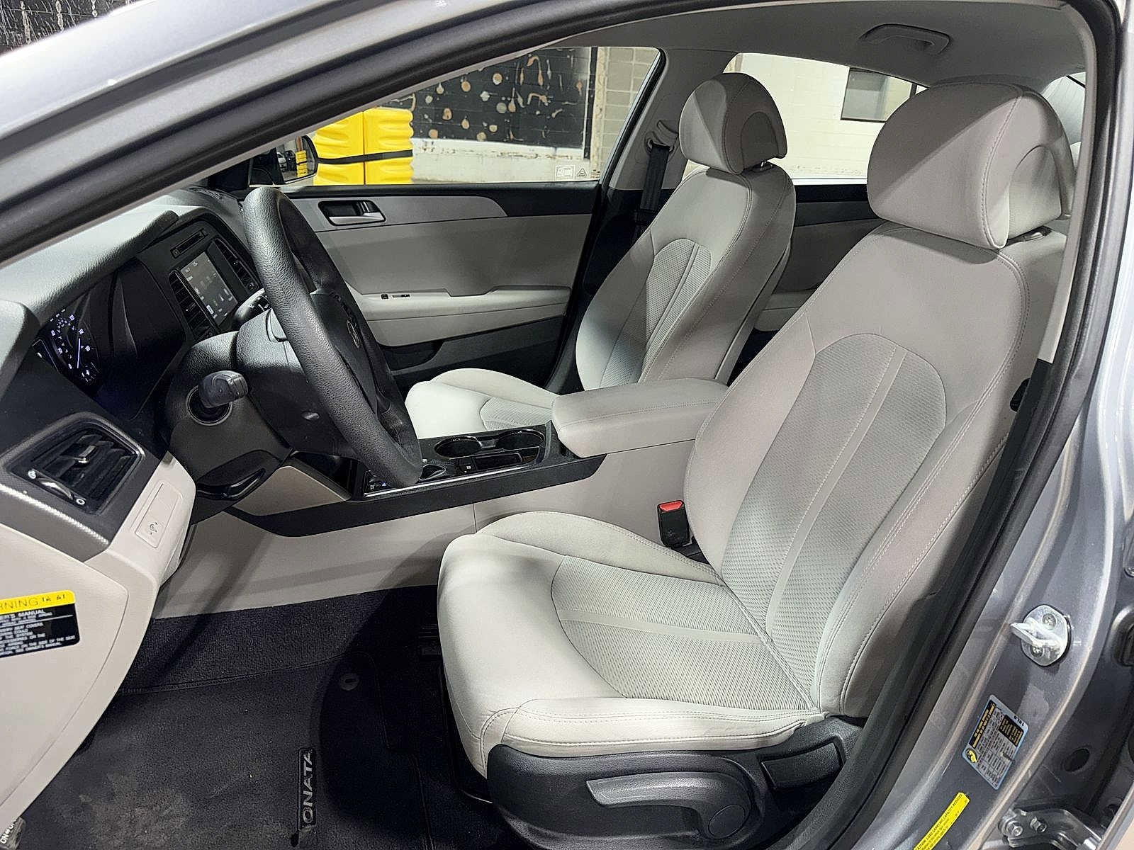 Thumbnail: 2016 Hyundai Sonata - 15