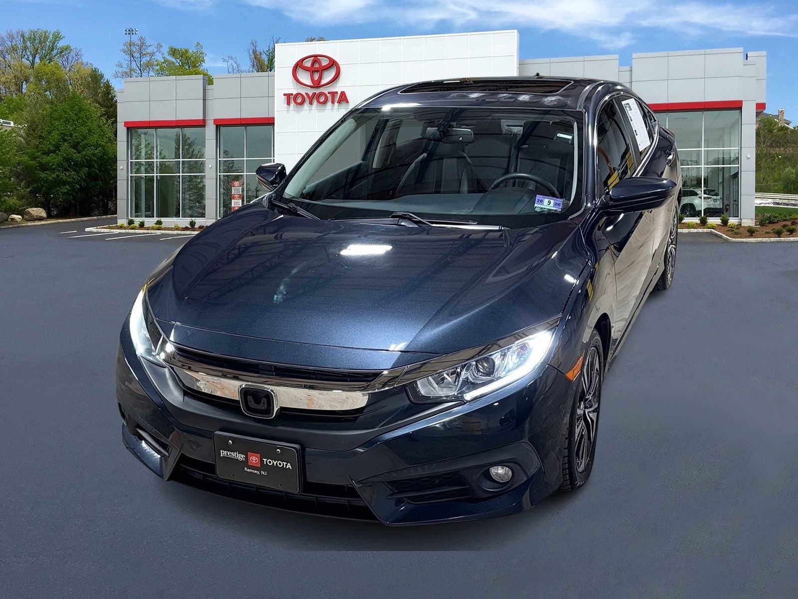 Thumbnail: 2017 Honda Civic - 1