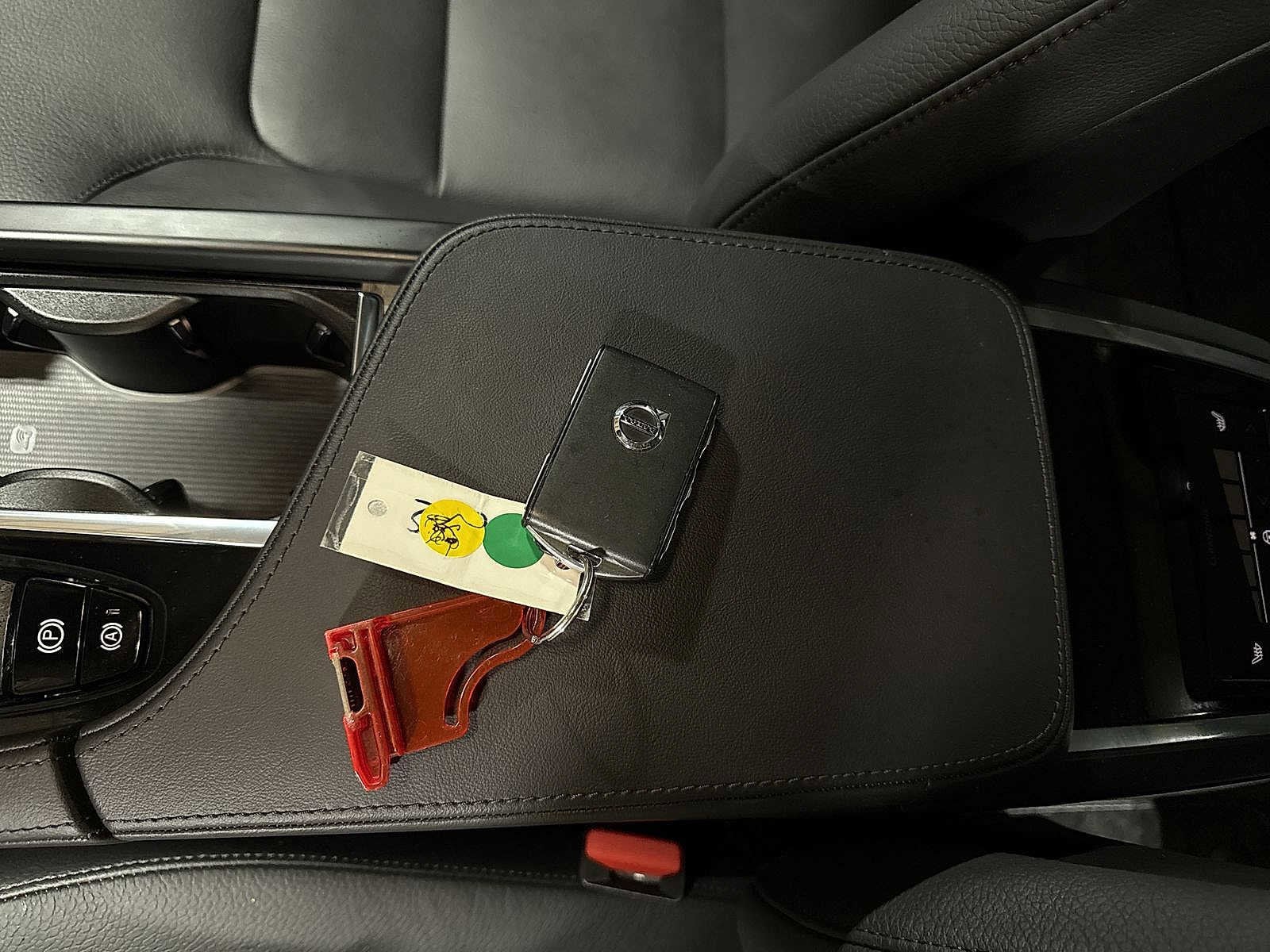 Thumbnail: 2025 Volvo S90 - 34