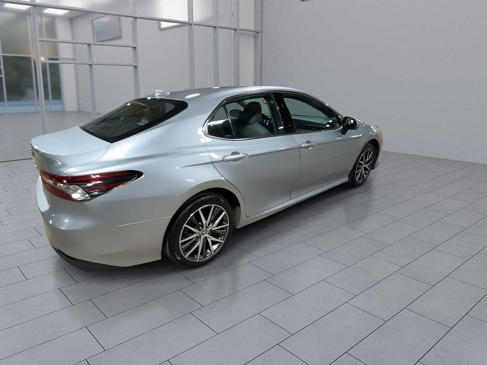 Thumbnail: 2023 Toyota Camry - 8