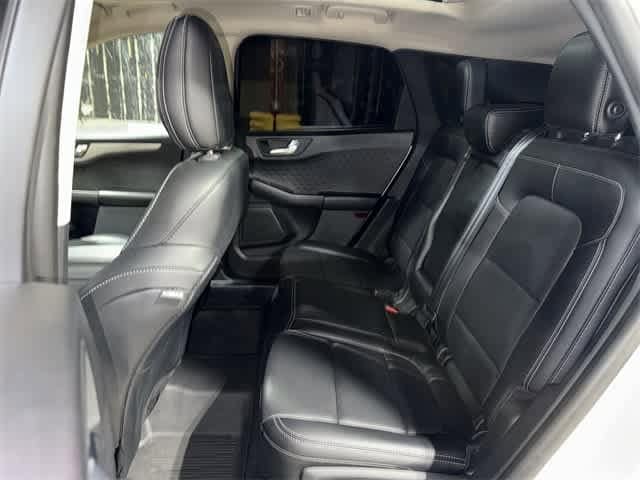 2020 Ford Escape SEL 17