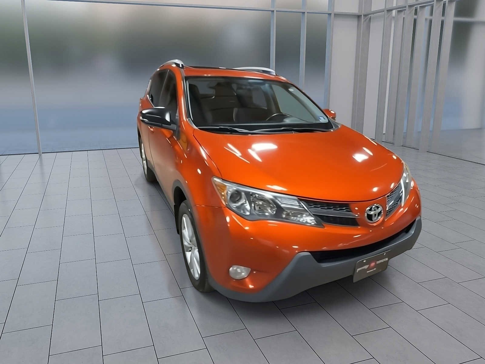 Thumbnail: 2015 Toyota RAV4 - 8