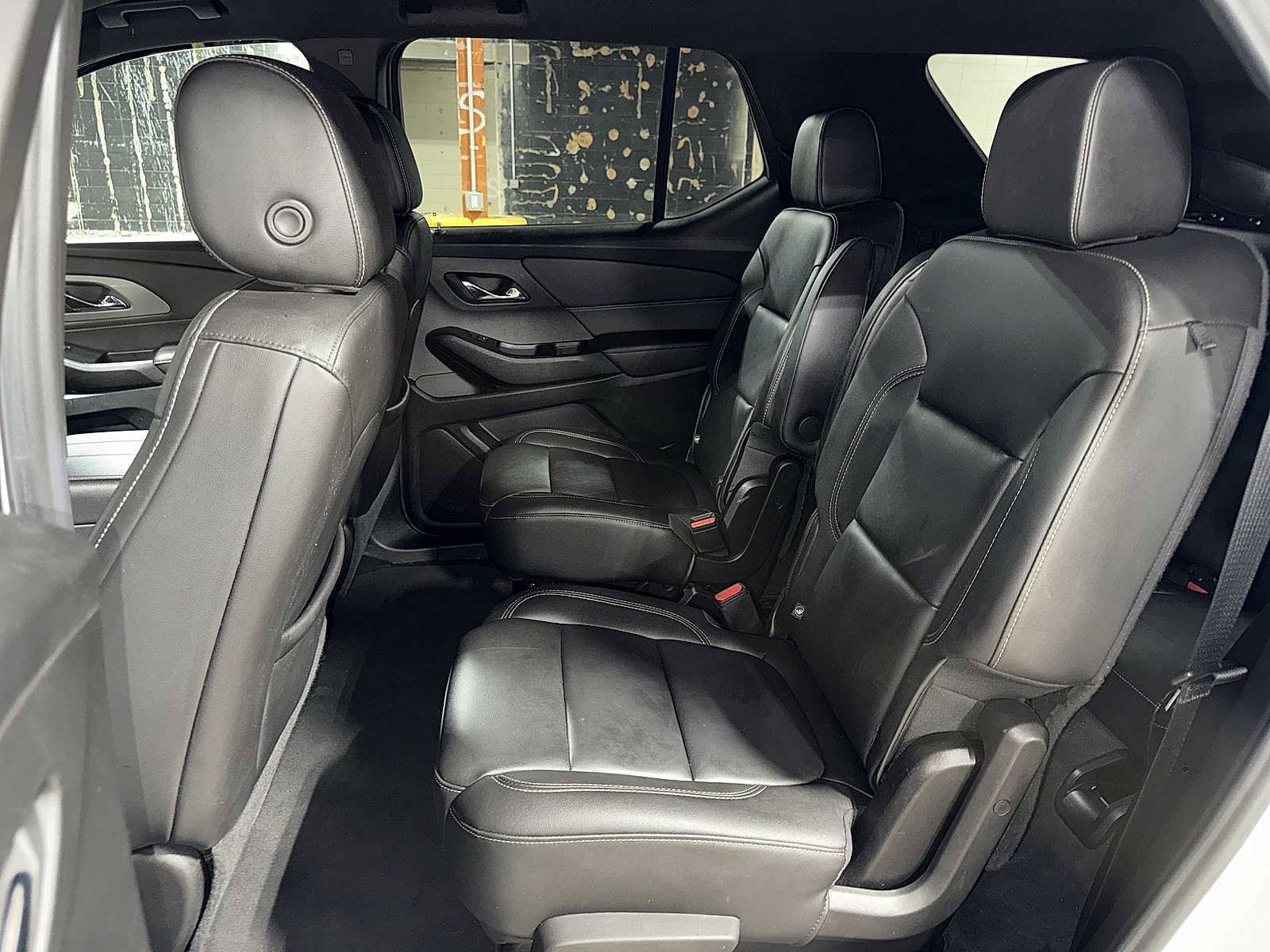 Thumbnail: 2023 Chevrolet Traverse - 17