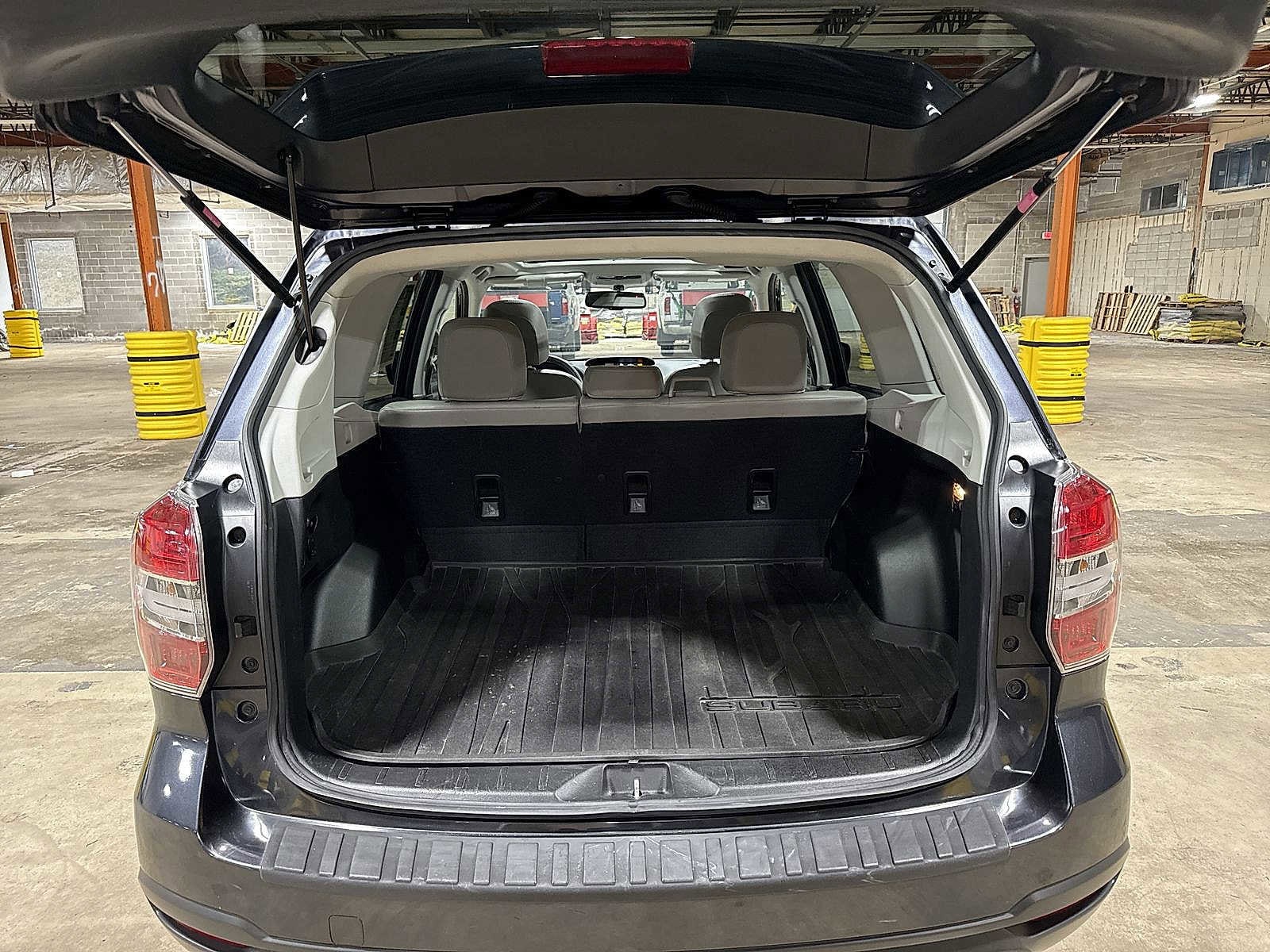 Thumbnail: 2016 Subaru Forester - 11