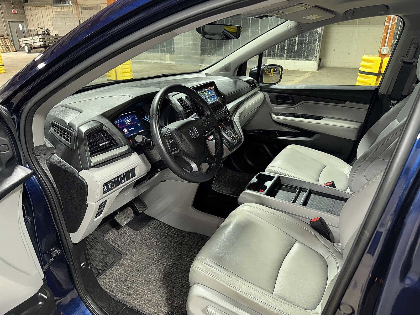 Thumbnail: 2023 Honda Odyssey - 30