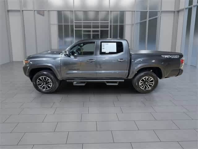 Thumbnail: 2022 Toyota Tacoma - 8