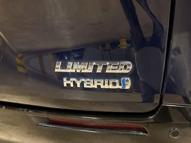 Thumbnail: 2023 Toyota Sienna - 30