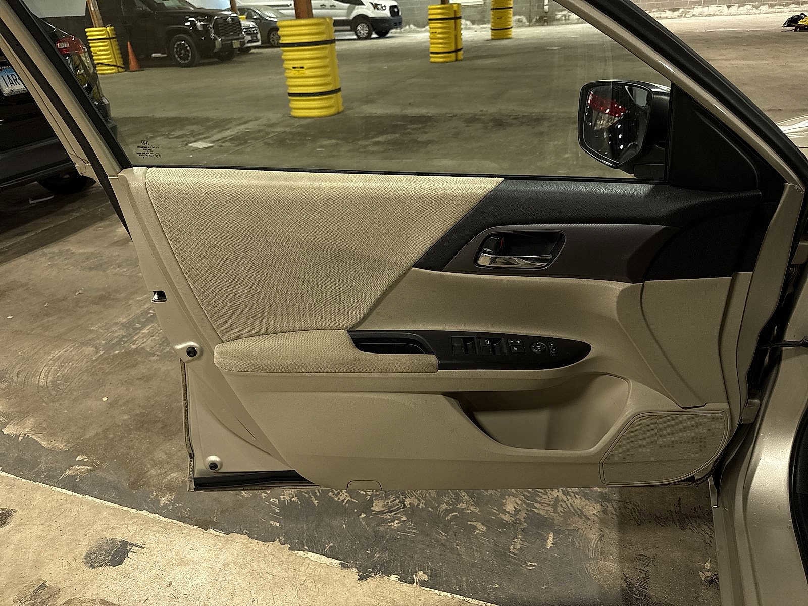 Thumbnail: 2013 Honda Accord - 26