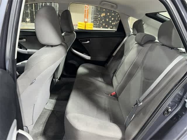 2013 Toyota Prius Two 17