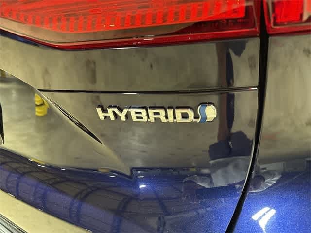 2021 Toyota Venza LE 26