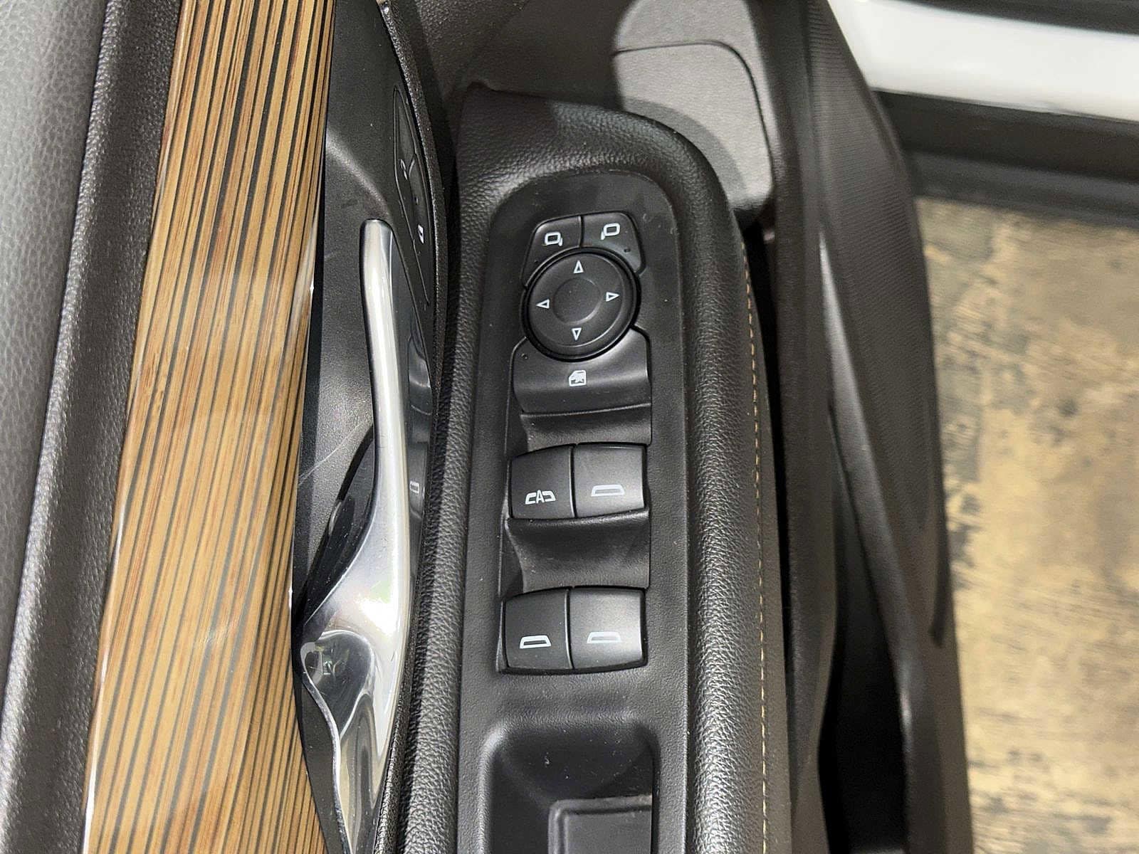 Thumbnail: 2018 GMC Terrain - 22