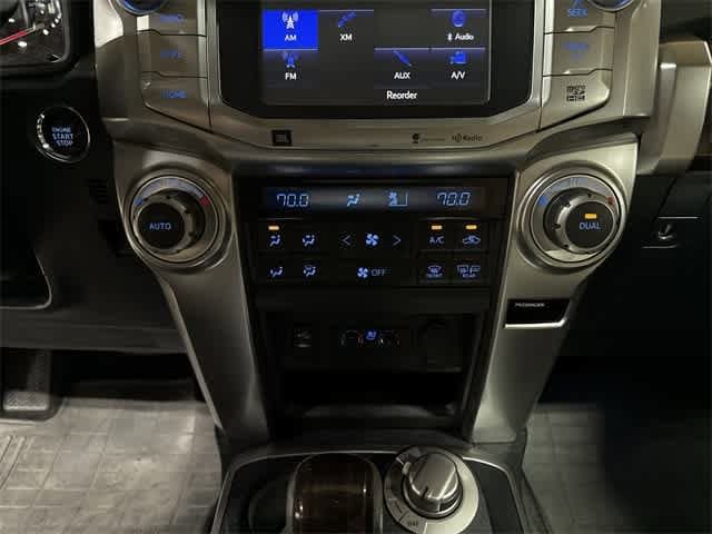 Thumbnail: 2014 Toyota 4Runner - 22