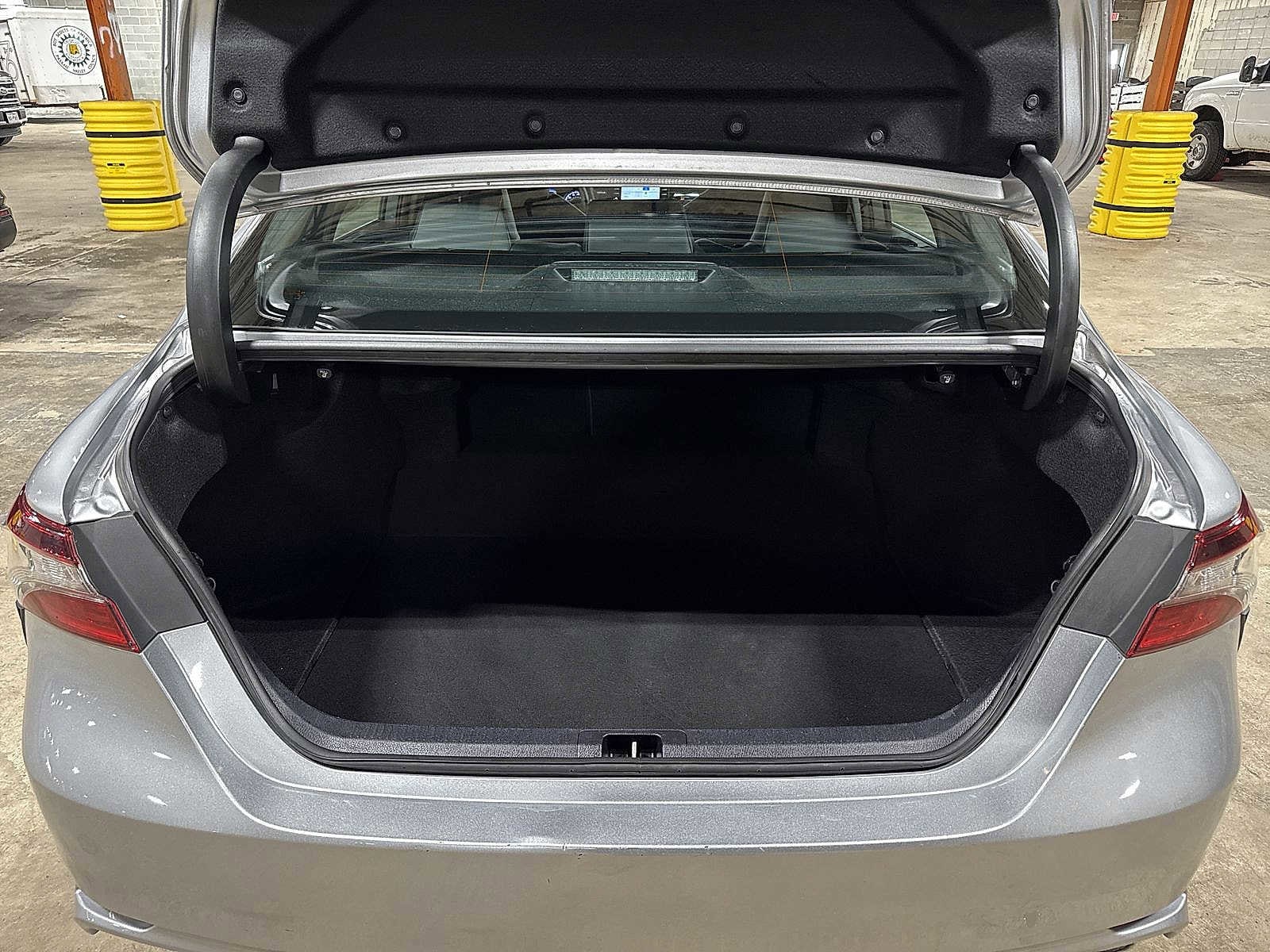 Thumbnail: 2023 Toyota Camry - 11