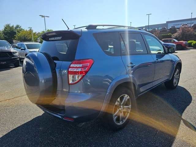 Thumbnail: 2012 Toyota RAV4 - 4