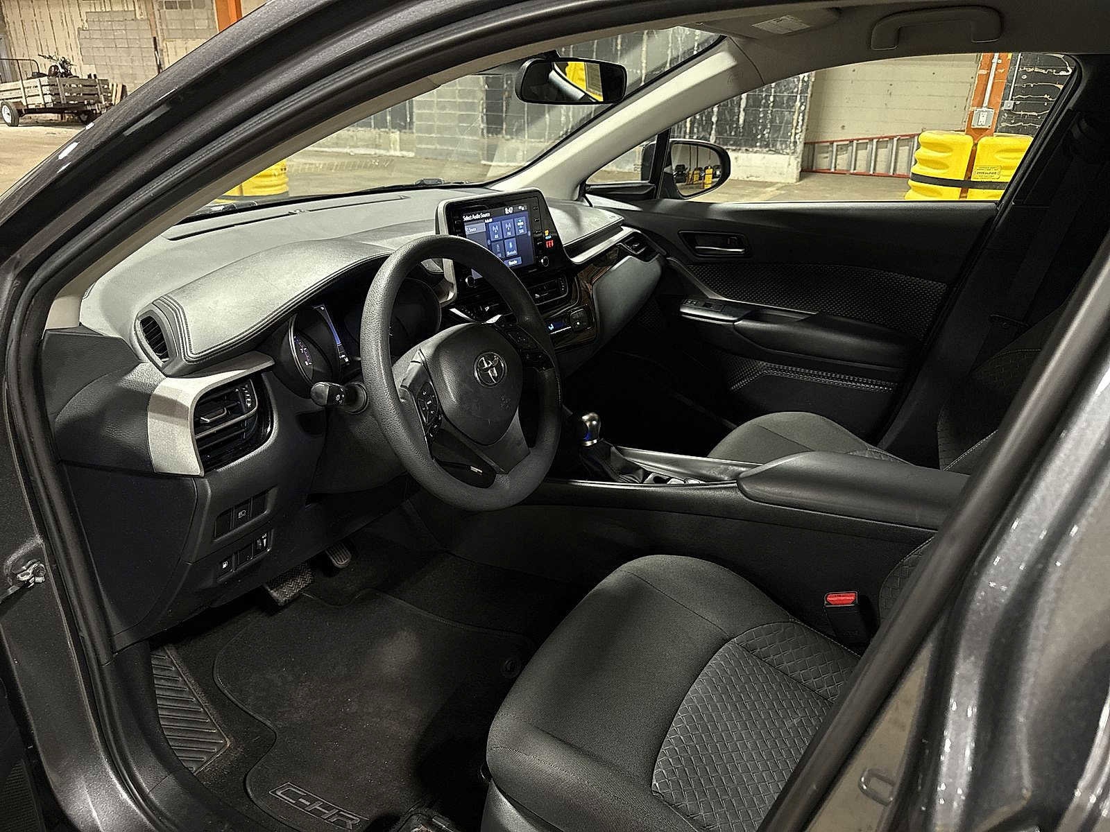 Thumbnail: 2021 Toyota C-HR - 26