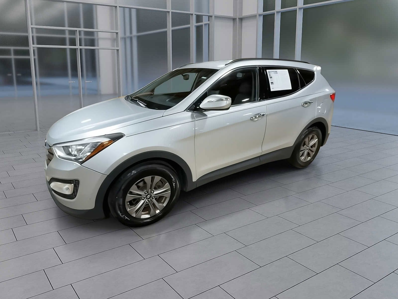Thumbnail: 2016 Hyundai Santa Fe - 4