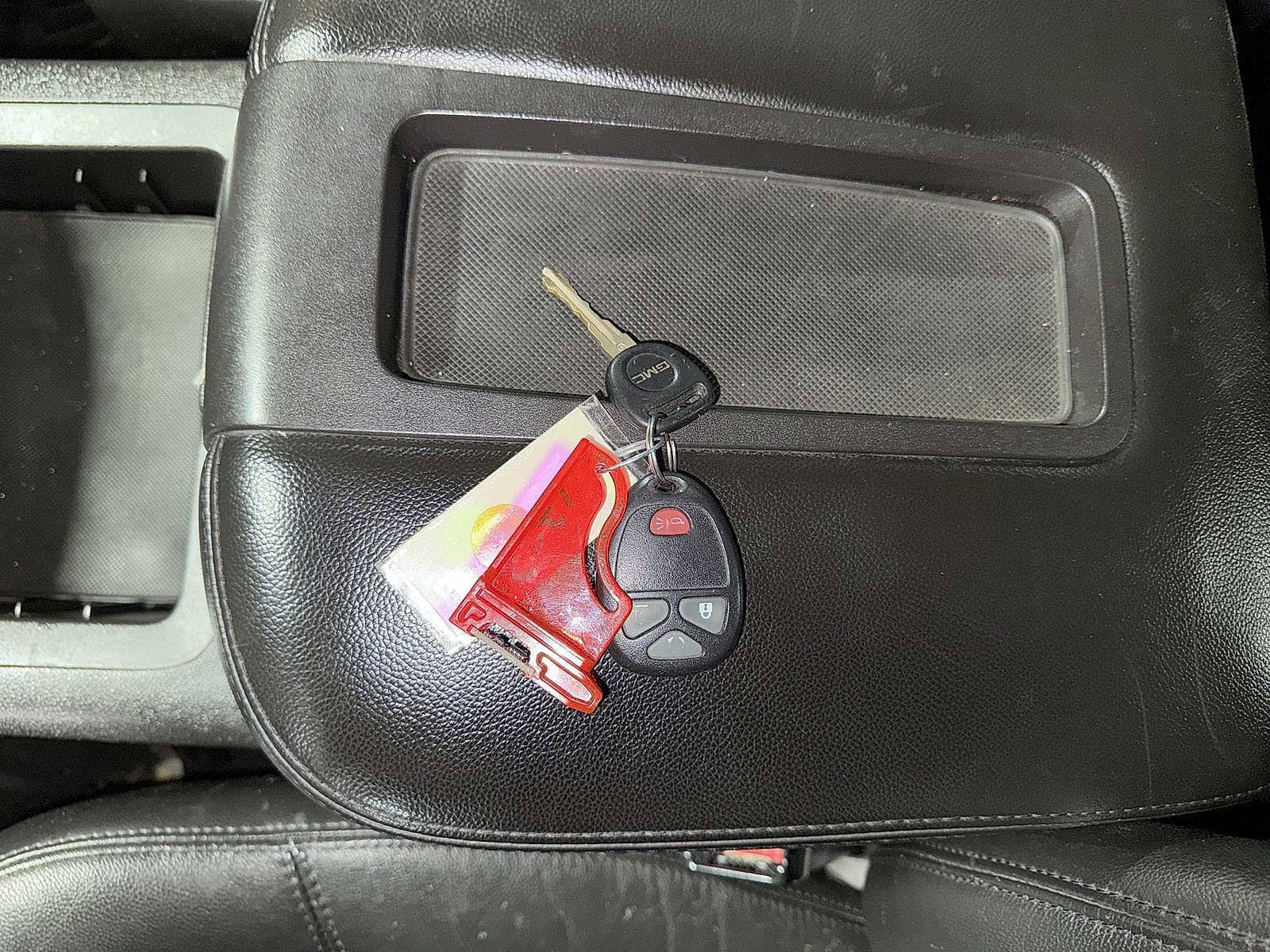 Thumbnail: 2007 GMC Sierra 1500 - 33