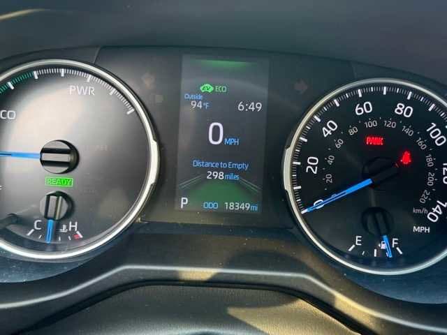 Thumbnail: 2020 Toyota RAV4 - 7