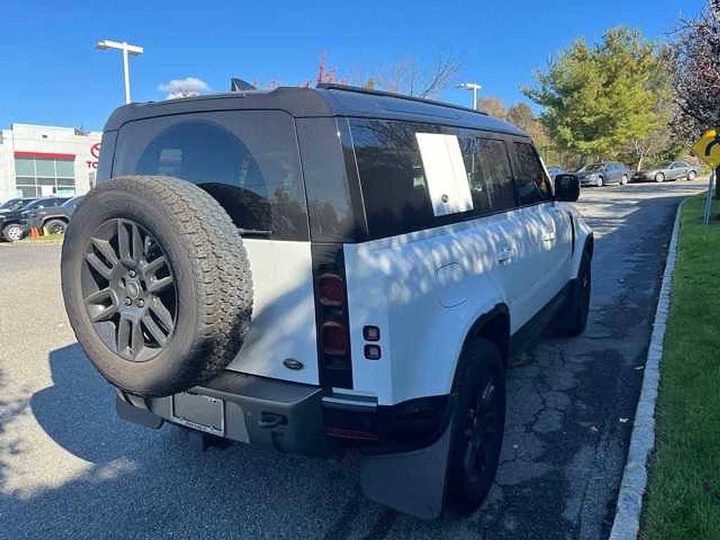 Used 2023 Land Rover Defender 110 X-Dynamic SE SUV