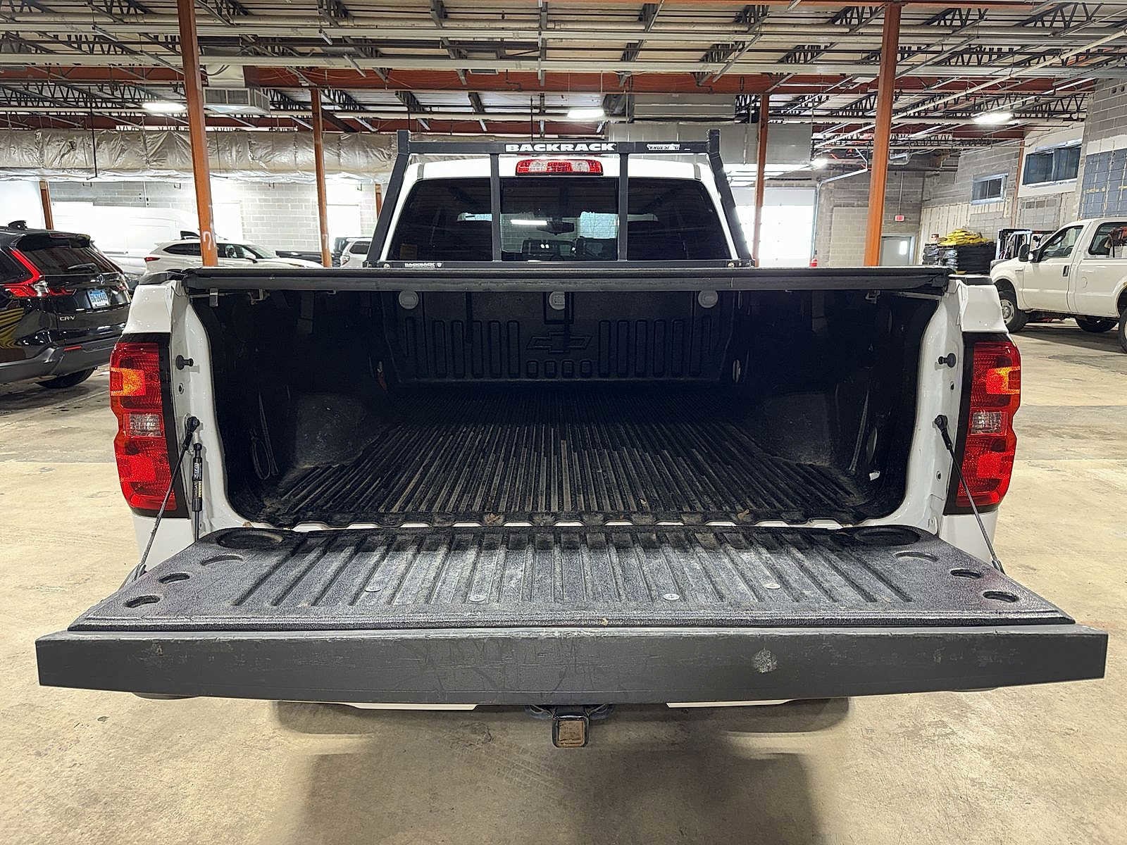 Thumbnail: 2018 Chevrolet Silverado 1500 - 11