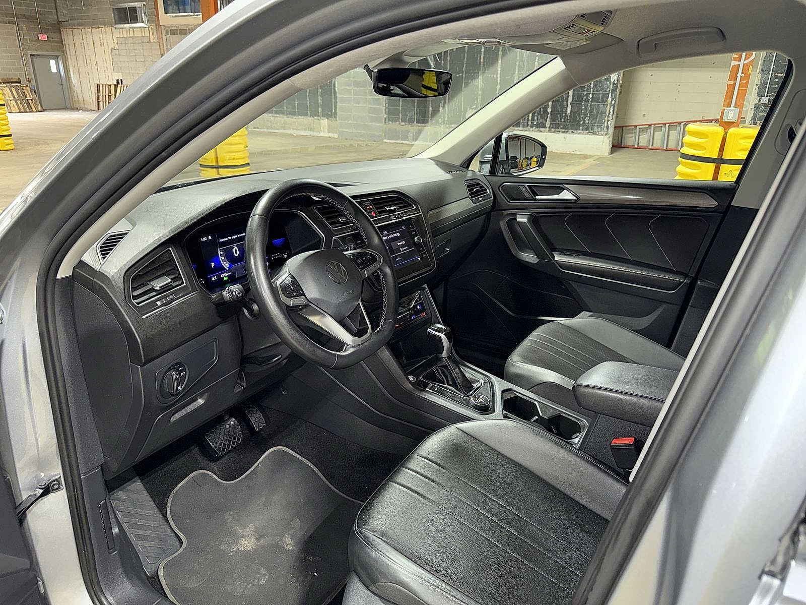 Thumbnail: 2023 Volkswagen Tiguan - 28