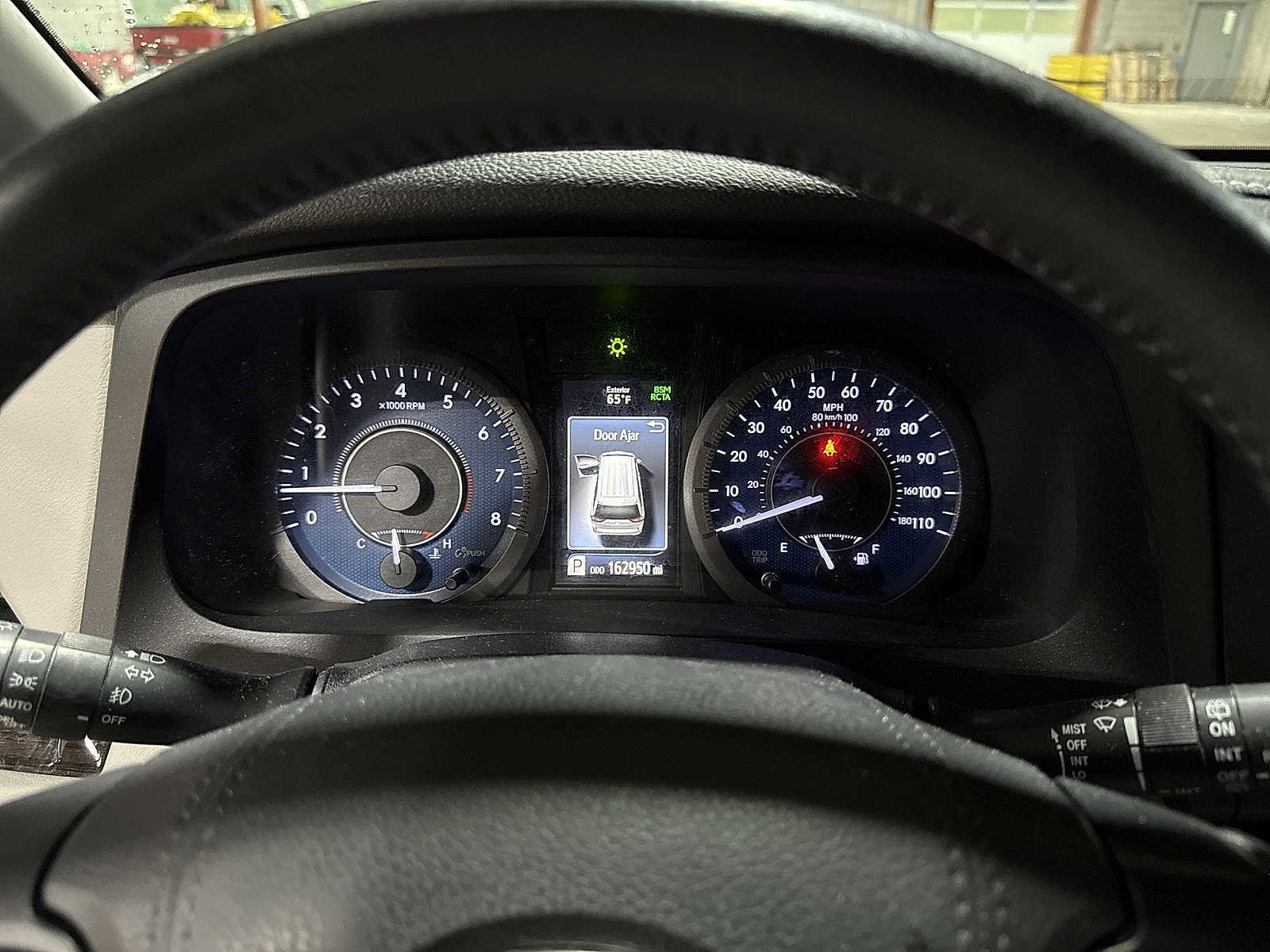 Thumbnail: 2020 Toyota Sienna - 33