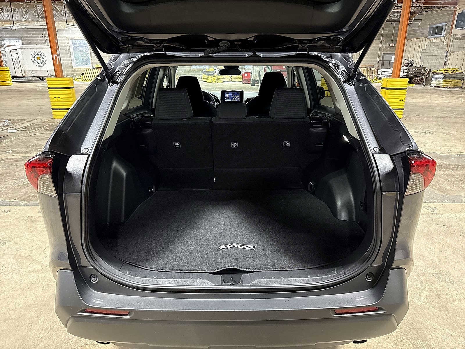 Thumbnail: 2024 Toyota RAV4 - 11