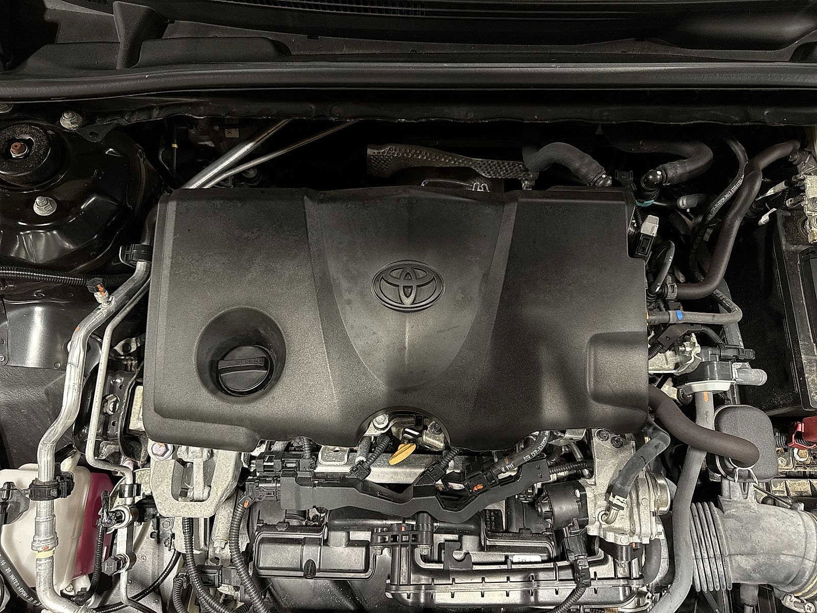 Thumbnail: 2021 Toyota Camry - 12