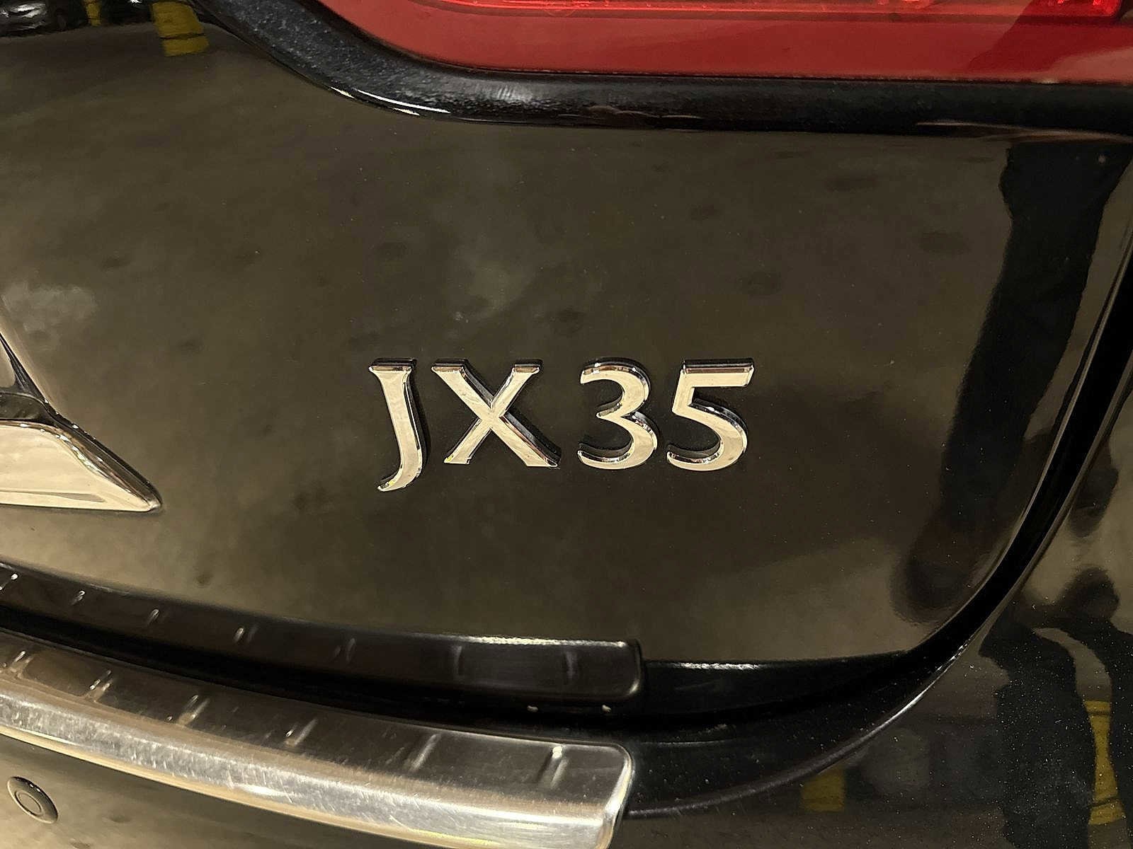 Thumbnail: 2013 INFINITI JX35 - 28