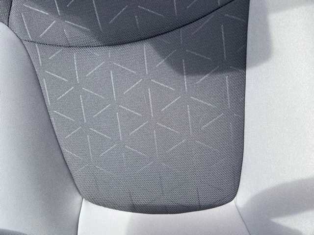 Thumbnail: 2025 Toyota RAV4 - 7