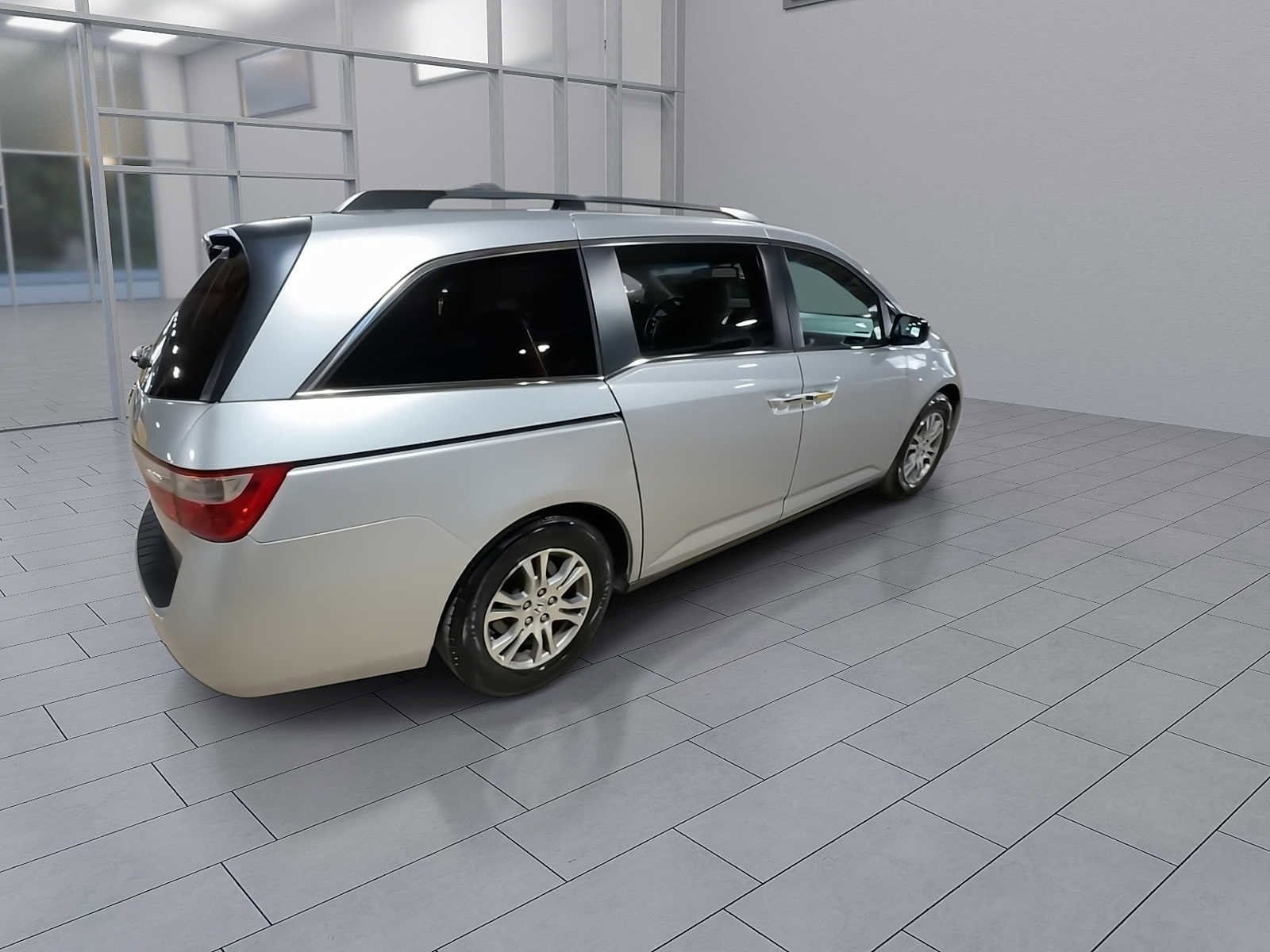 Thumbnail: 2012 Honda Odyssey - 8