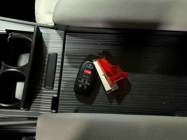 Thumbnail: 2025 Toyota Sienna - 35