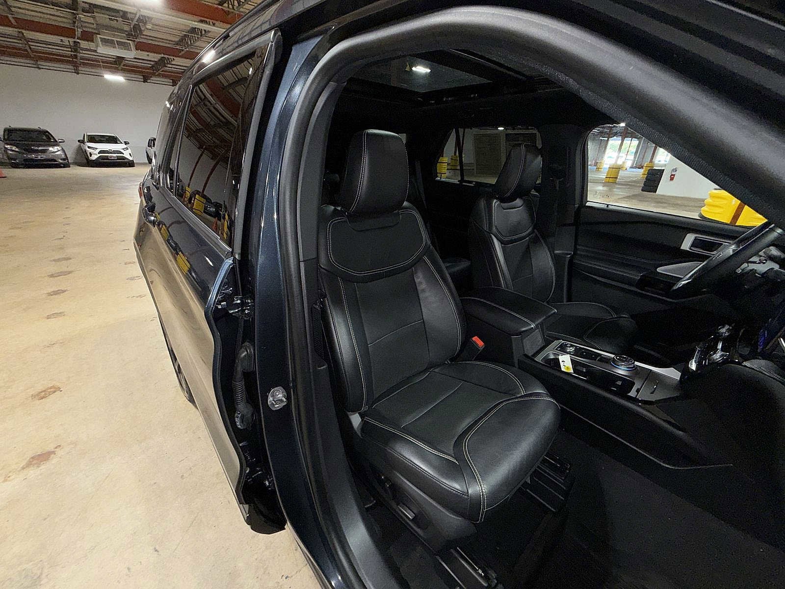 Thumbnail: 2022 Ford Explorer - 16