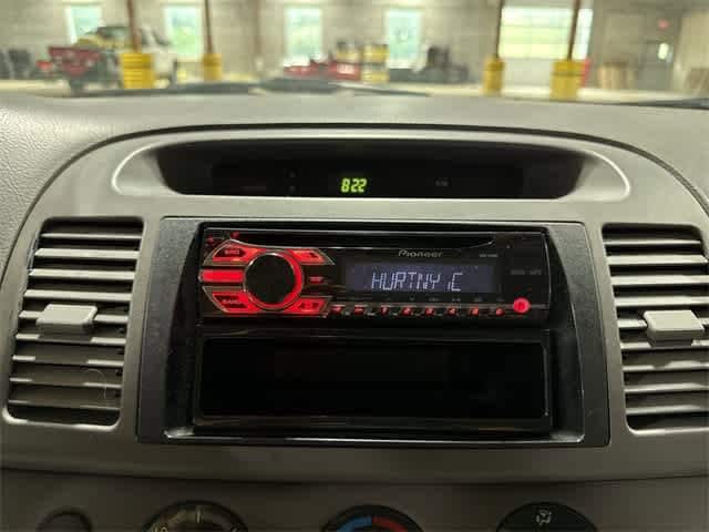 Thumbnail: 2003 Toyota Camry - 20