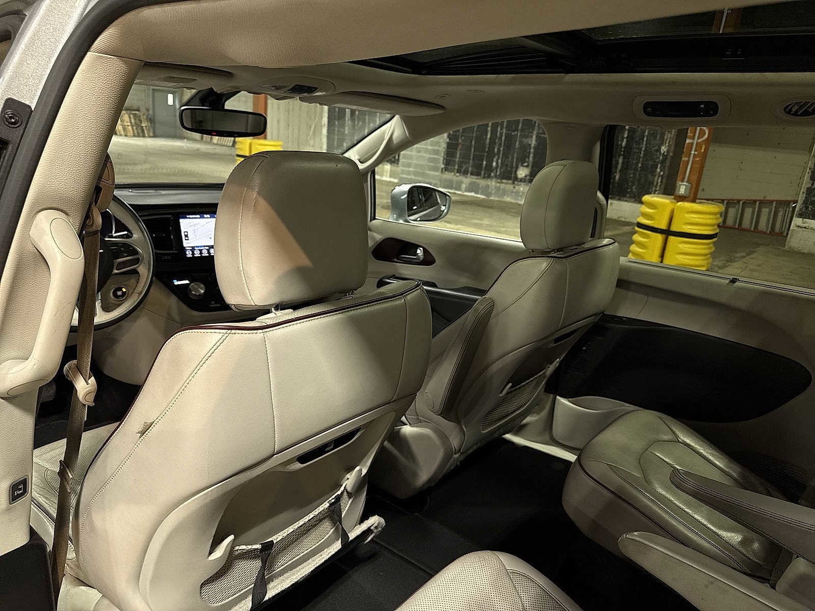 Thumbnail: 2019 Chrysler Pacifica - 30