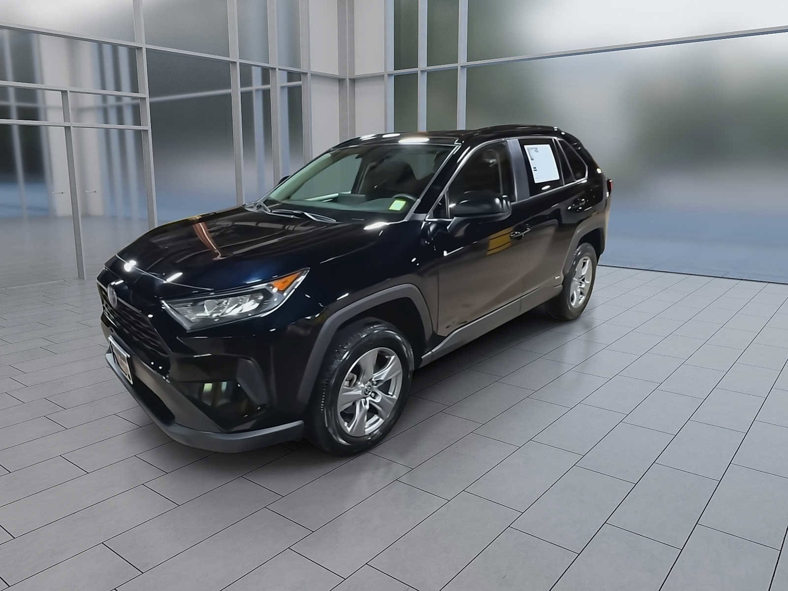 Thumbnail: 2022 Toyota RAV4 - 4