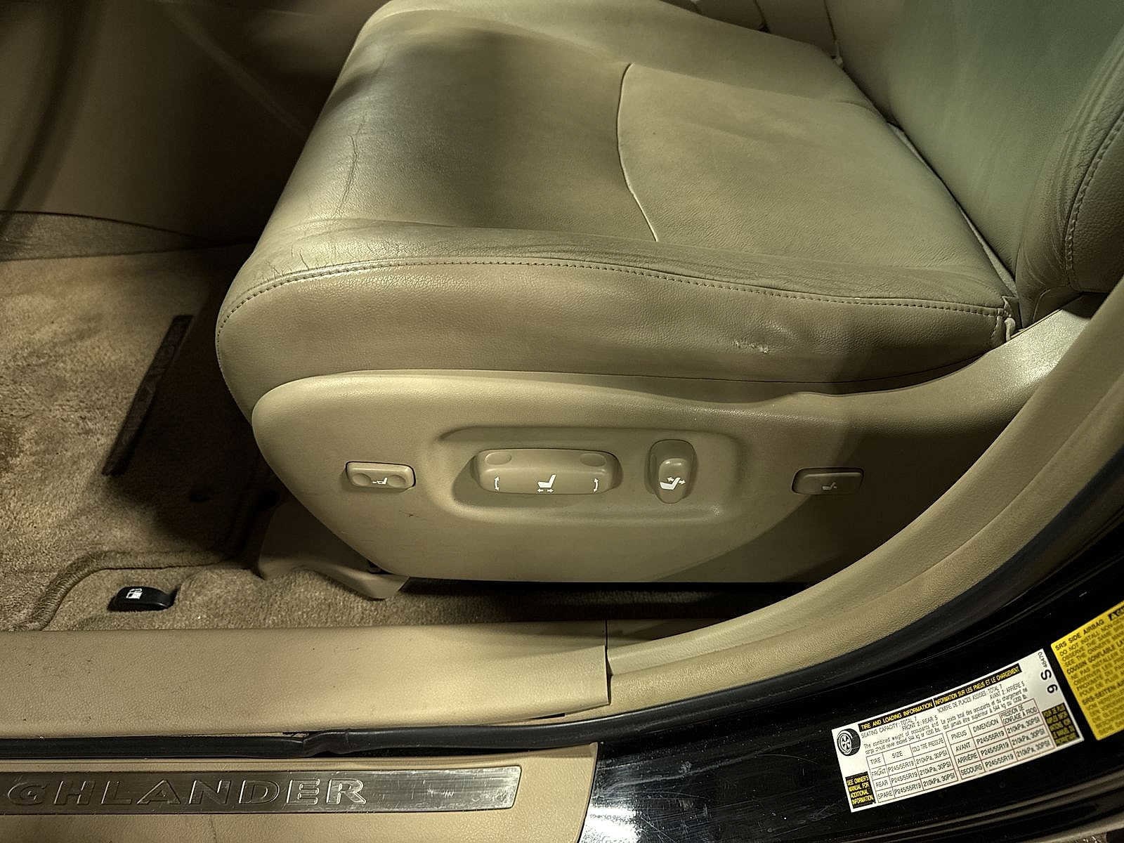 Thumbnail: 2008 Toyota Highlander - 25