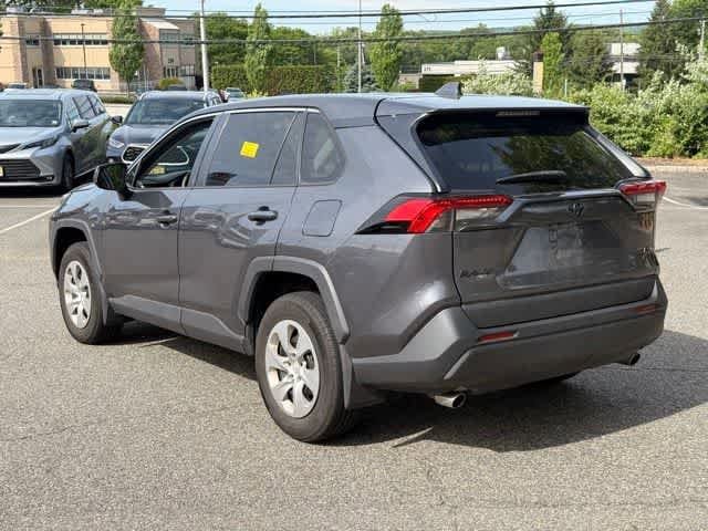 Thumbnail: 2022 Toyota RAV4 - 6