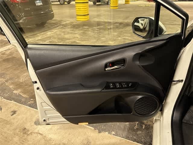 Thumbnail: 2017 Toyota Prius - 28