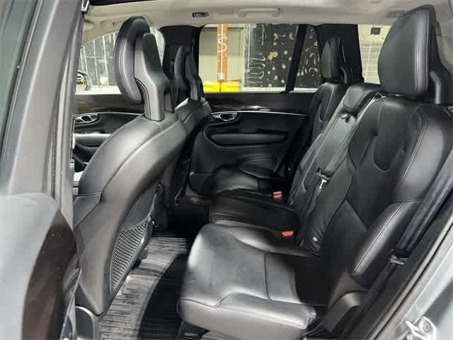 Thumbnail: 2016 Volvo XC90 - 17