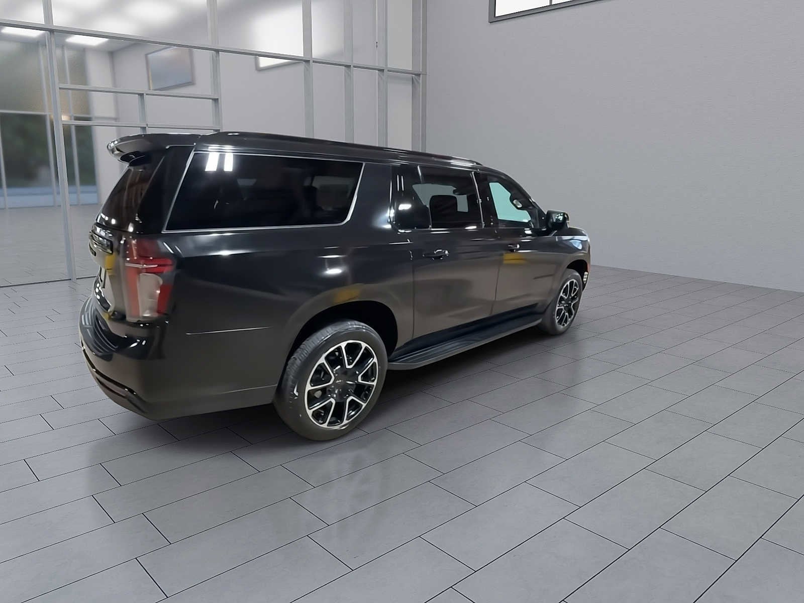 Thumbnail: 2024 Chevrolet Suburban - 8