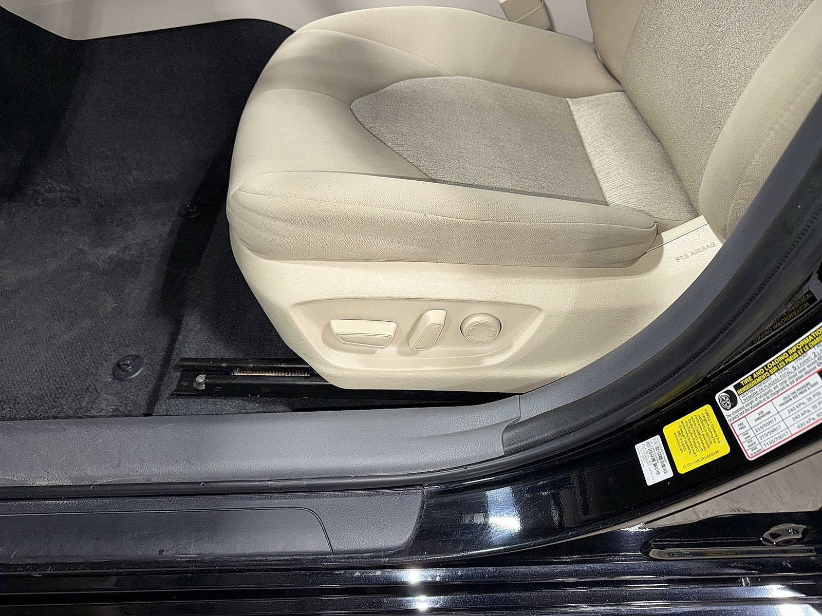 Thumbnail: 2024 Toyota Camry - 22