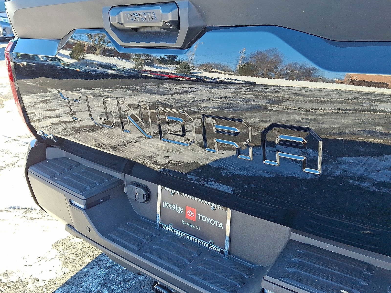 Thumbnail: 2025 Toyota Tundra - 19