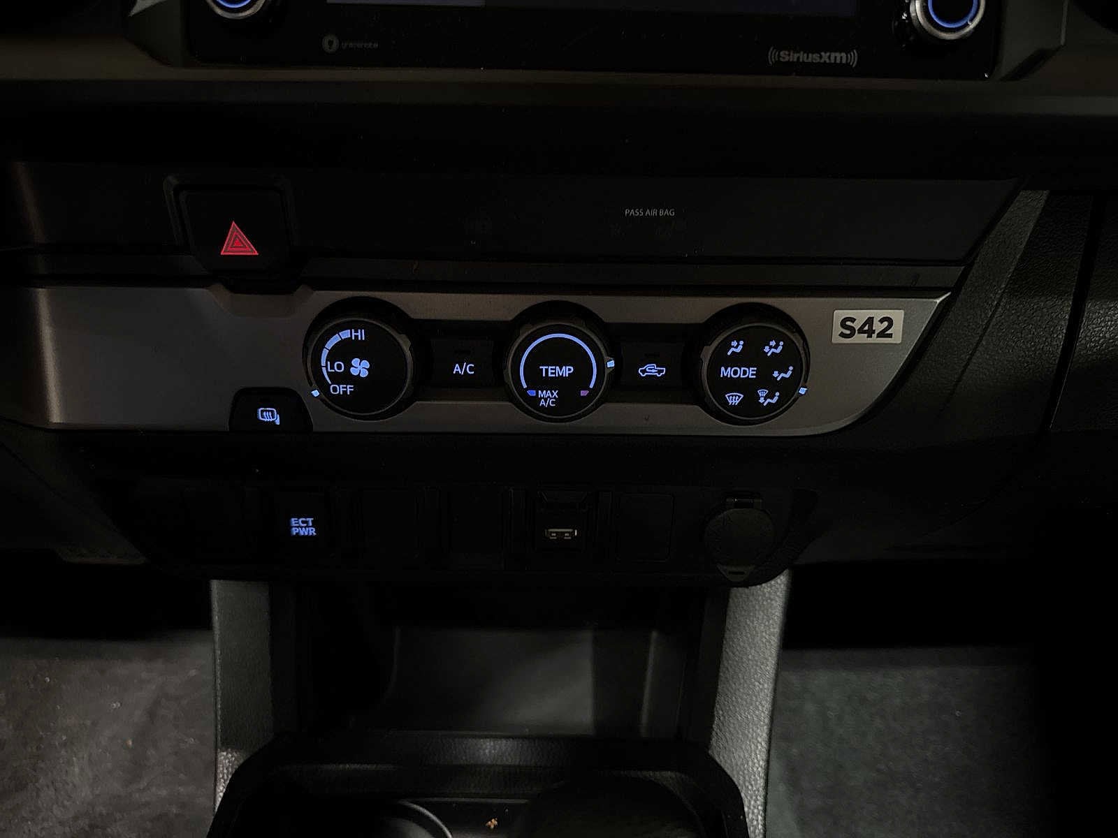 Thumbnail: 2023 Toyota Tacoma - 21