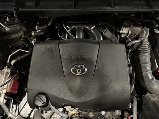 Thumbnail: 2022 Toyota Highlander - 12