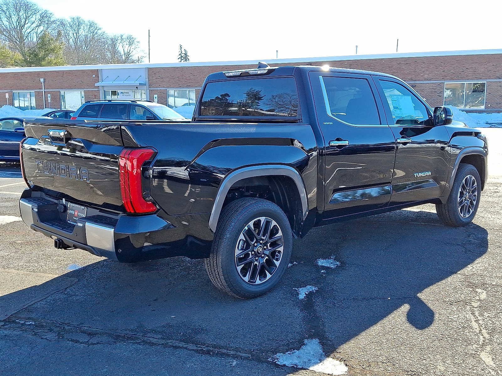 Thumbnail: 2025 Toyota Tundra - 12