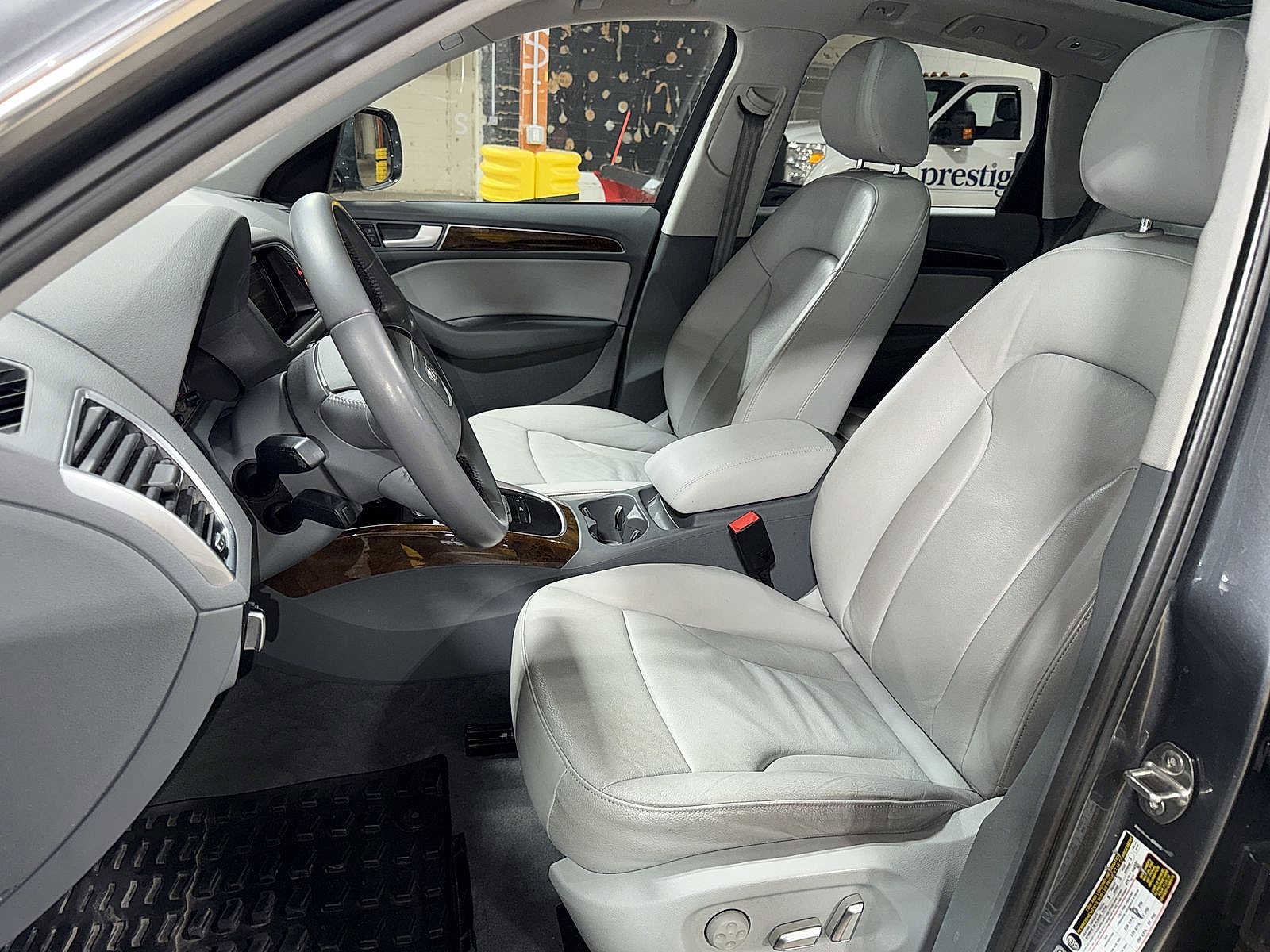 Thumbnail: 2015 Audi Q5 - 15