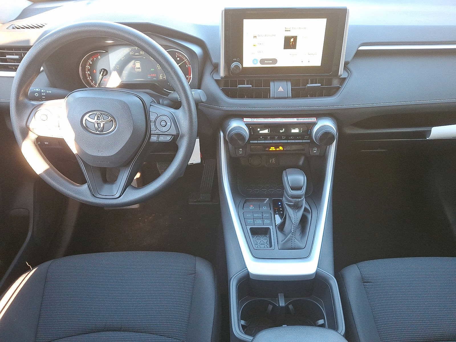 Thumbnail: 2025 Toyota RAV4 - 10