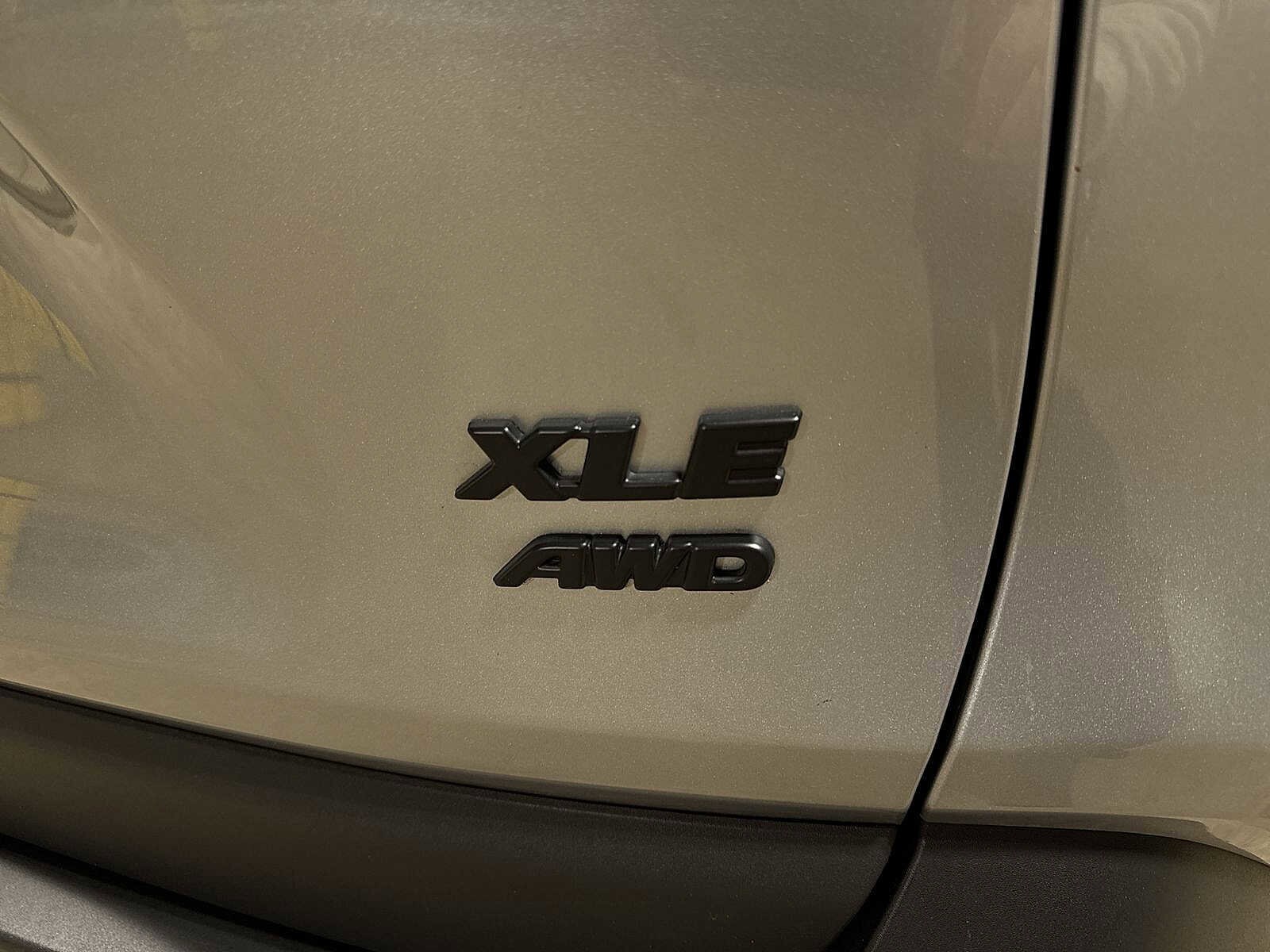 Thumbnail: 2023 Toyota RAV4 - 26